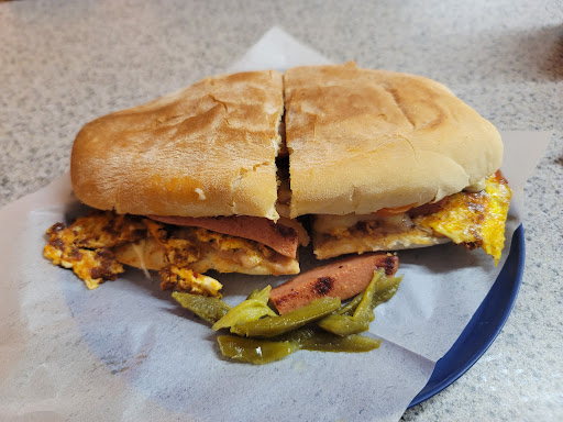 Las Tortas Perronas